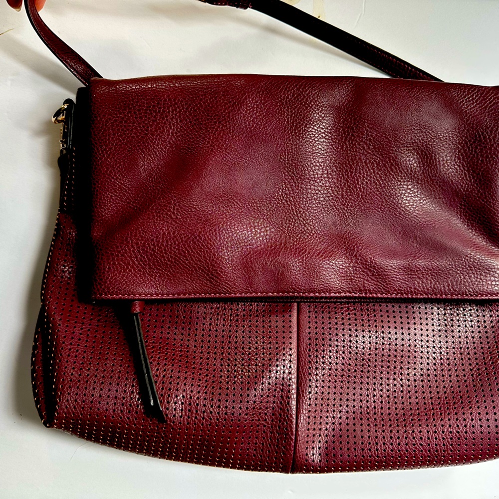 Leather burgundy Market & Spruce handbag / purse ! Amazing   New condition